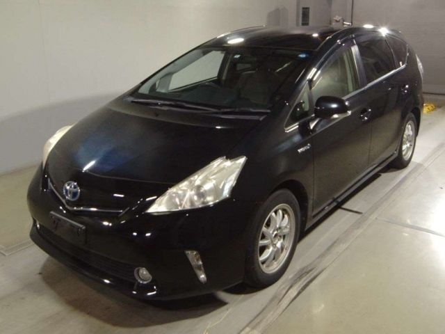 191 Toyota Prius alpha ZVW41W 2012 г. (TAA Tohoku)